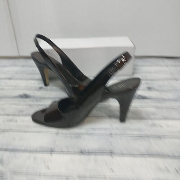 Anne Klein's Woman's SZ 8M Patent Brown Portia Shoes Upper Leather. - Picture 9 of 9